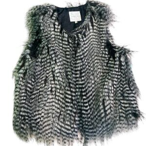Copper Key girls Faux Fur  Vest Size 14/16 NWT
